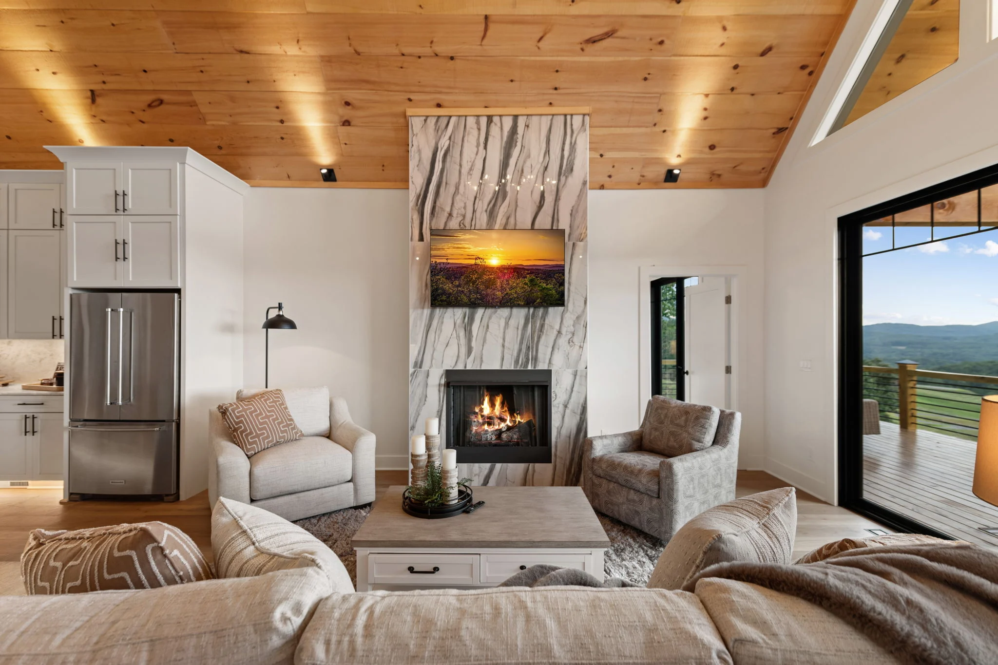 Great room with mountain views through the deck doors, View Finder I