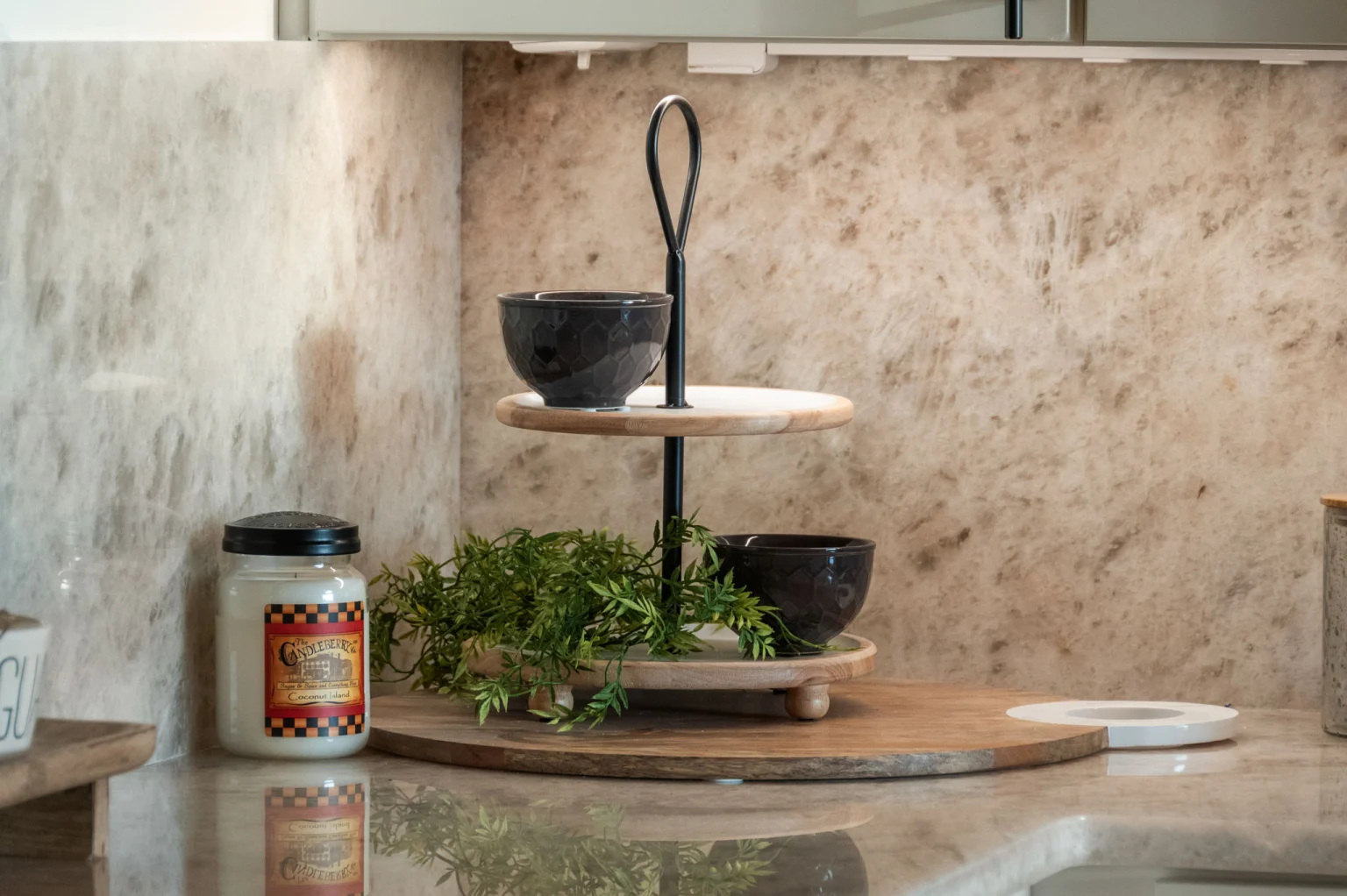Kitchen counter detail, View Finder I