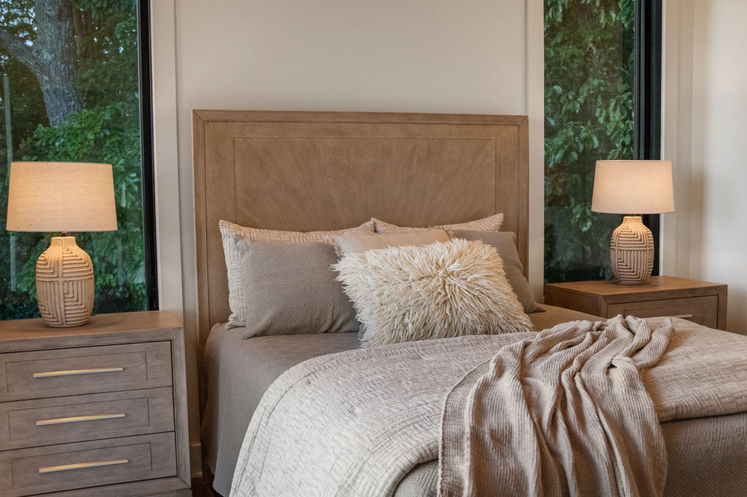 Main-level queen bedroom, View Finder I