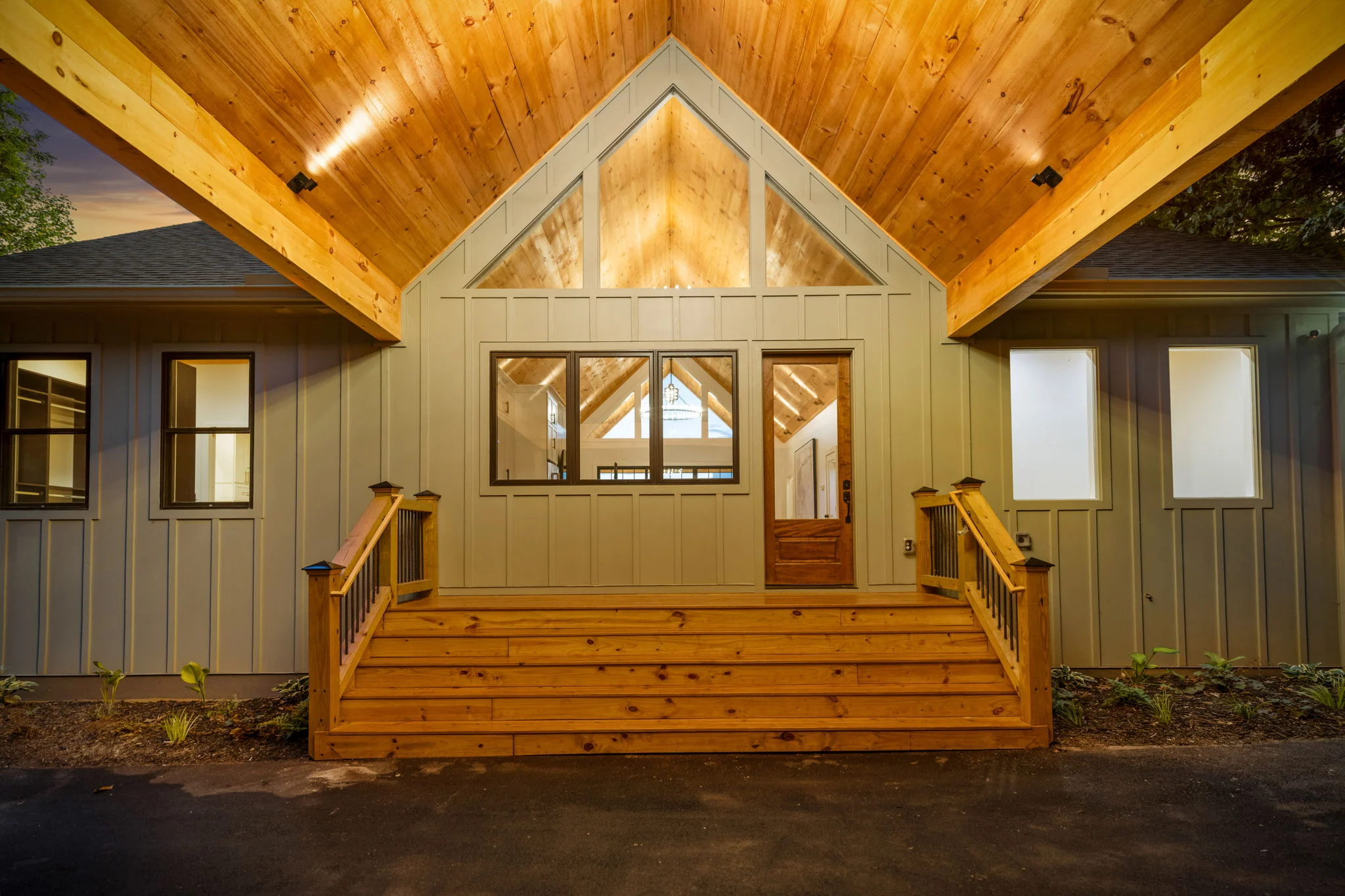 Front entry steps, View Finder I
